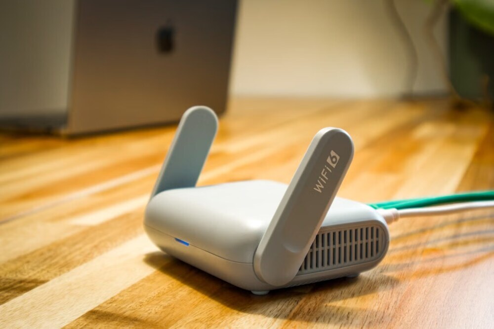 Wi-Fi router supporting stable remote security camera monitoring Wi-Fi router supporting stable remote security camera monitoring